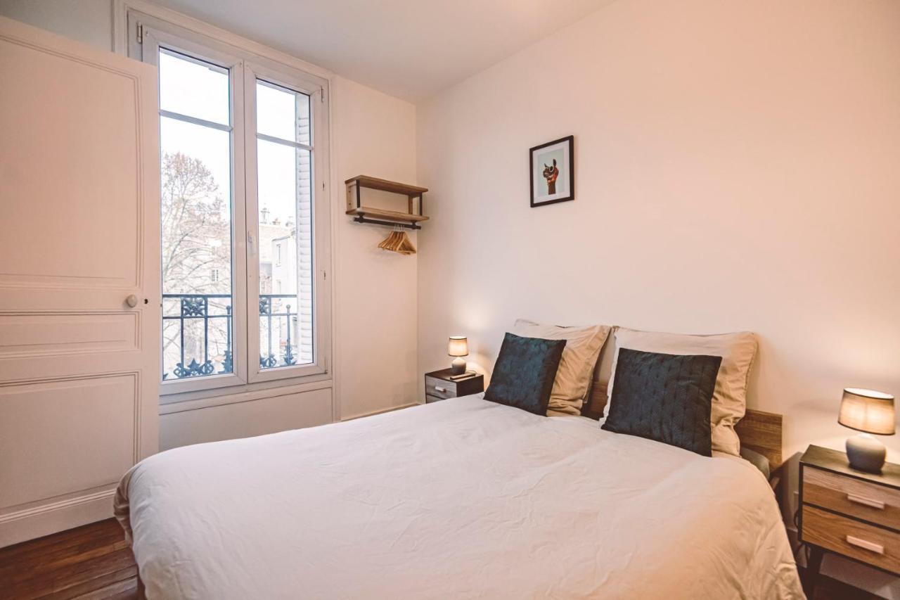 Charme De L'Ancien Pour Cet Appartement Entierement Renove Dans L'Hypercentre De Reims Luaran gambar