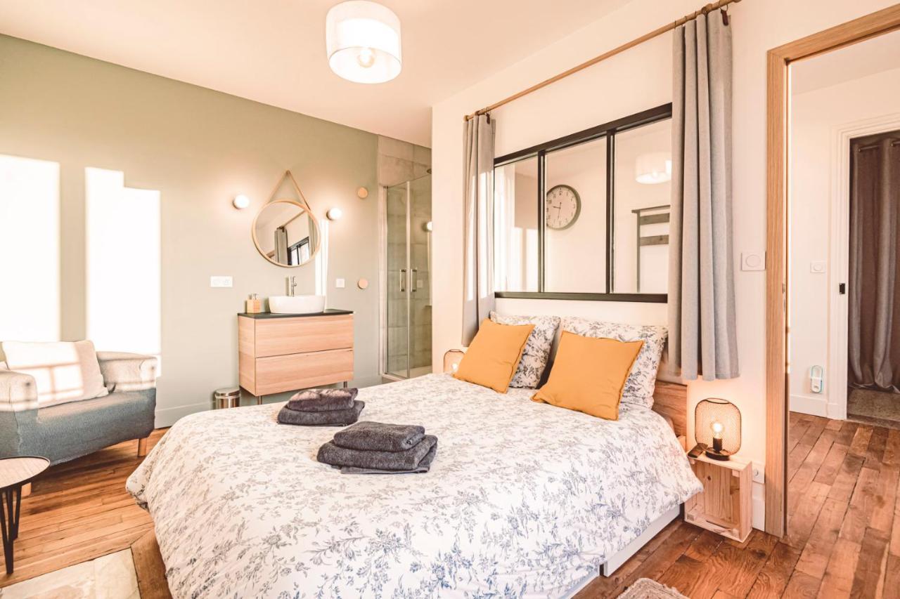 Charme De L'Ancien Pour Cet Appartement Entierement Renove Dans L'Hypercentre De Reims Luaran gambar