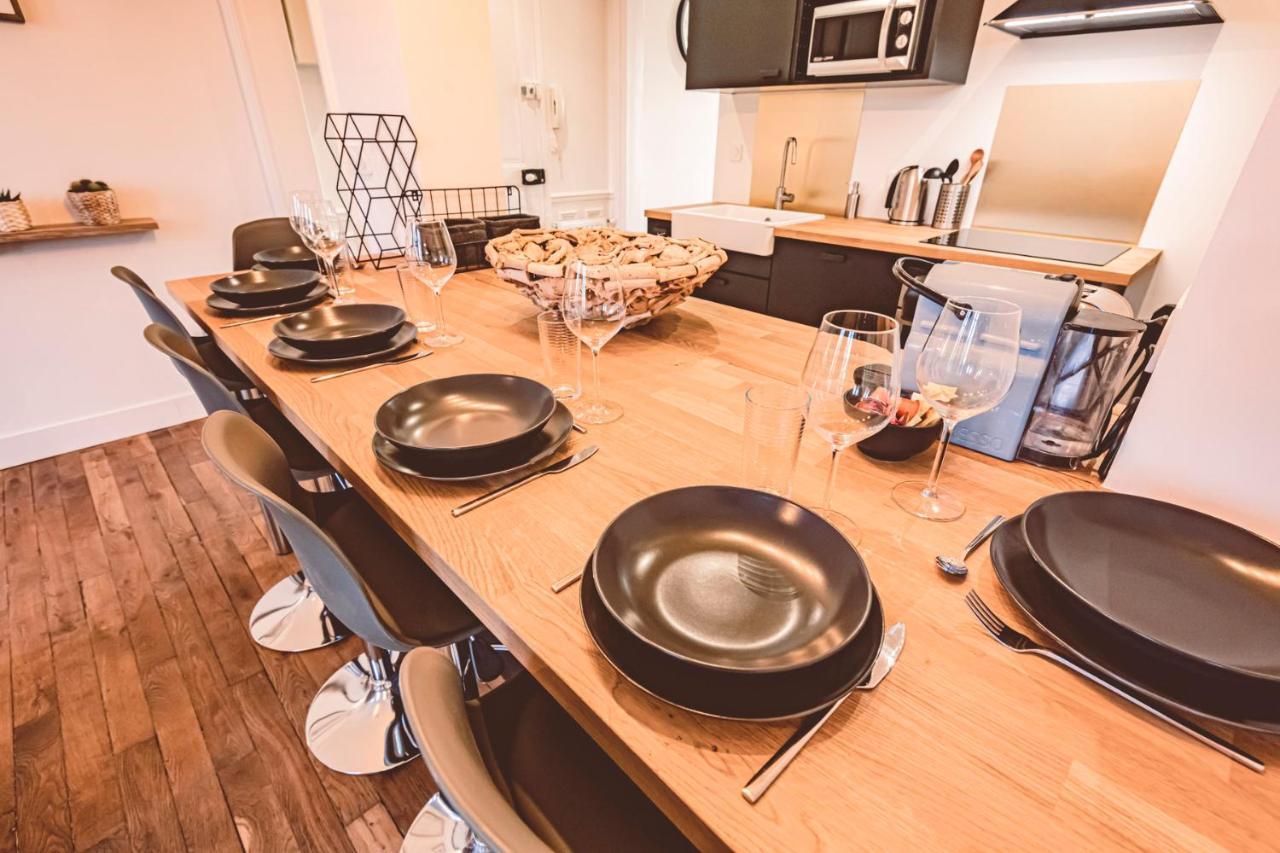 Charme De L'Ancien Pour Cet Appartement Entierement Renove Dans L'Hypercentre De Reims Luaran gambar